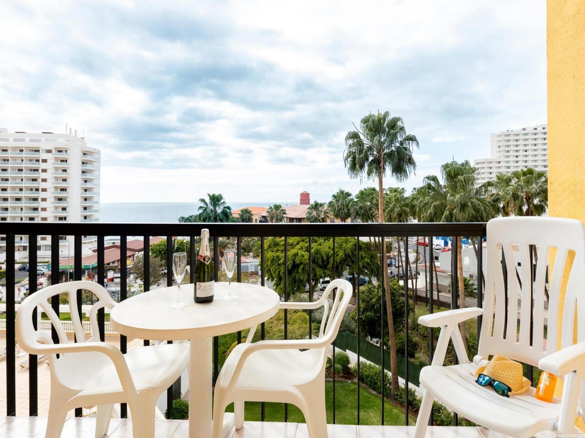 Apartment 41 Copacabana Ocean View Pool