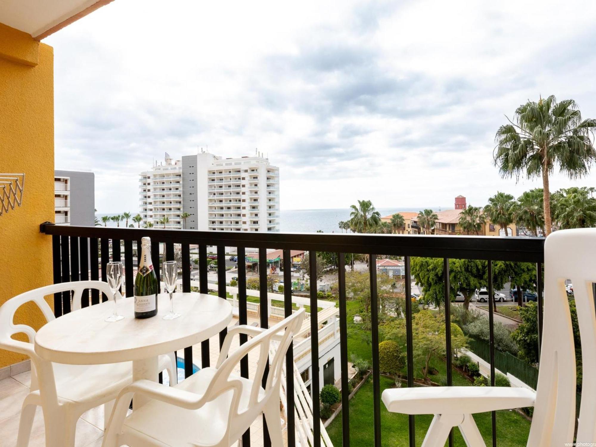Apartment 41 Copacabana Ocean View Pool Playa de las Americas (Tenerife)